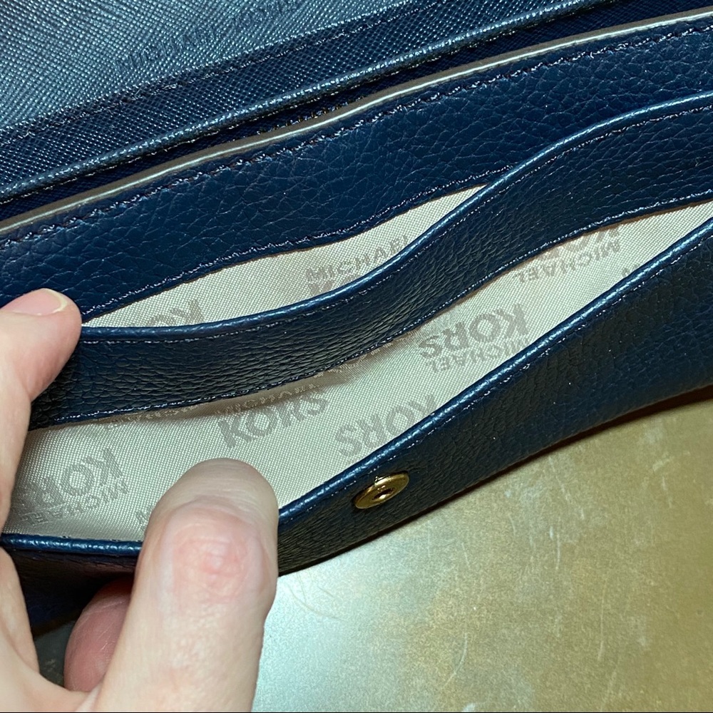 Michael Kors Leather Wallet Zipper Continental NEW - Picture 5 of 9